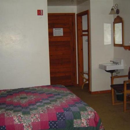 Strawberry Lodge Upper Forni Екстериор снимка